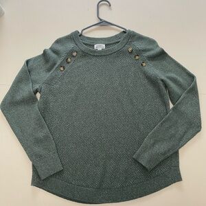 Market & Spruce Forest Green Sweater with Button Accents Size Large SUPER SOFT